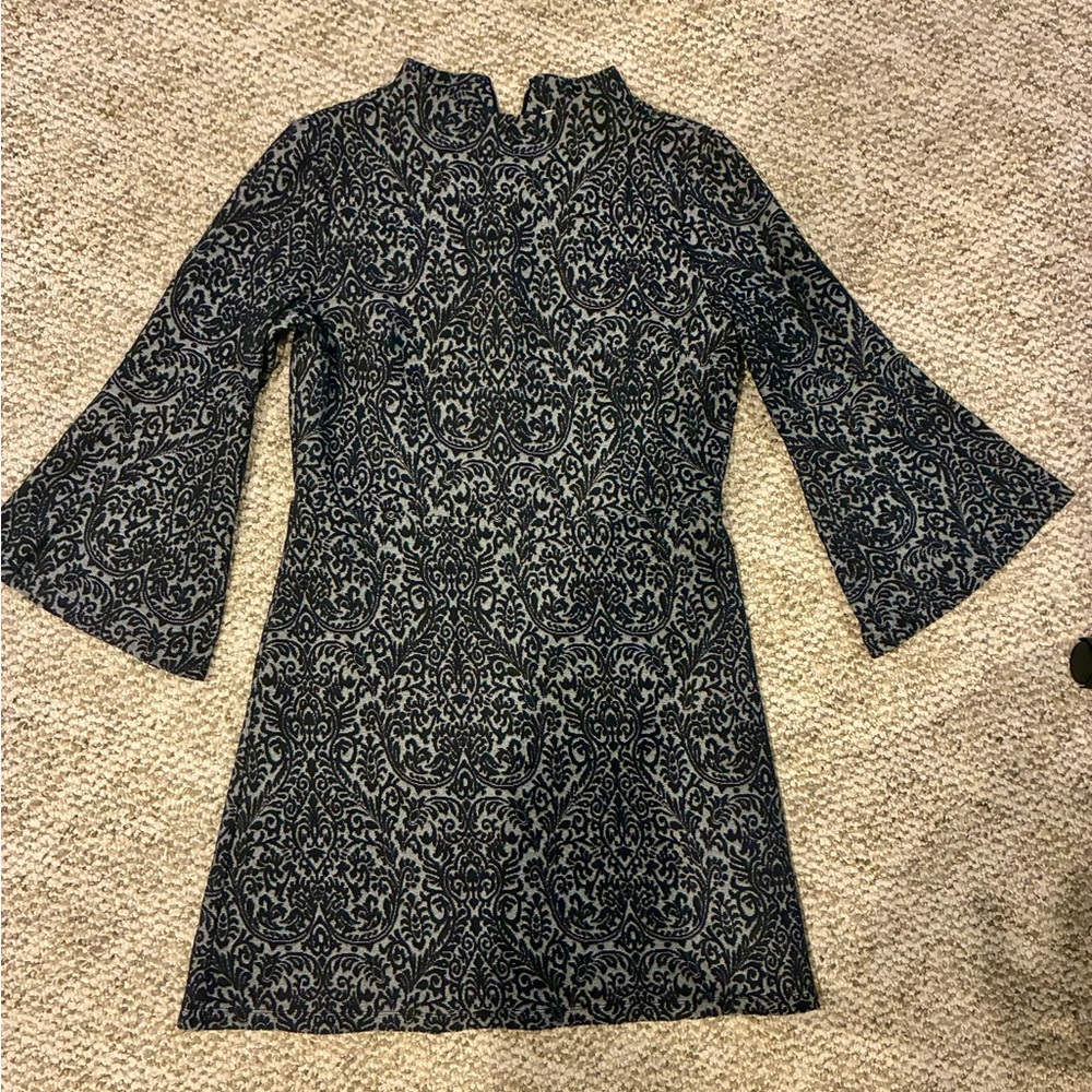 LOFT Black and Gray Long Sleeve Dress 
Sz 8